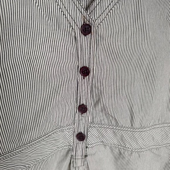 Pepe jeans London sleeveless stripped black and white button down top - Picture 5 of 9